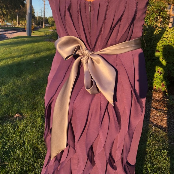 ♦️SALE!♦️Vera Wang Purple Ruffled Gown Dress Sz 10 - Picture 5 of 8